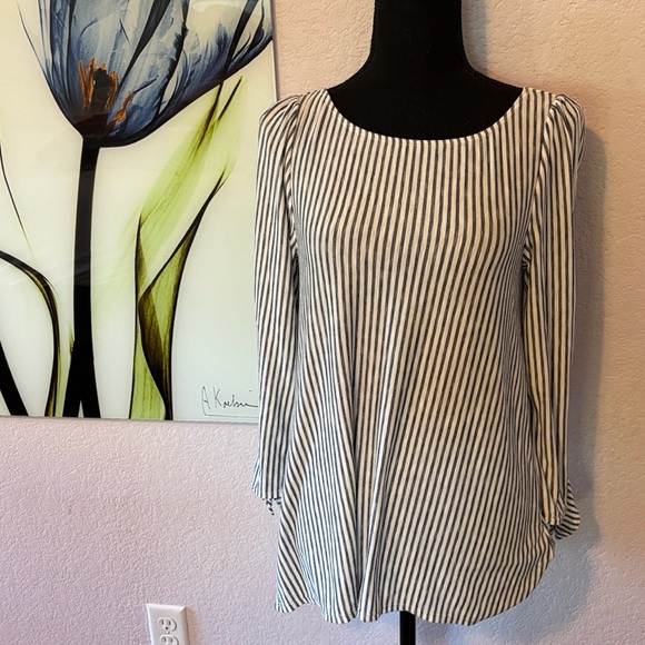 Max Studio women’s shirt size small - Picture 1 of 6
